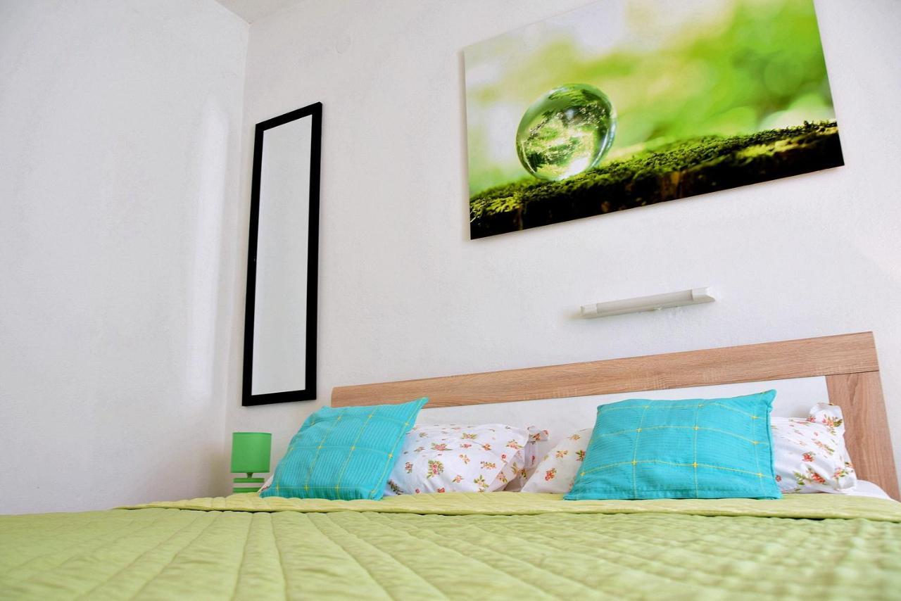 Rooms Vilma Close To Rab City Palit Exteriör bild