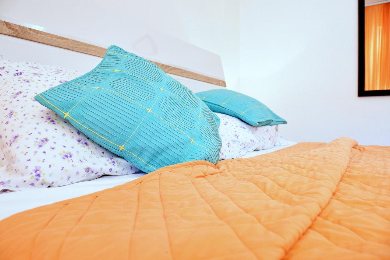 Rooms Vilma Close To Rab City Palit Exteriör bild